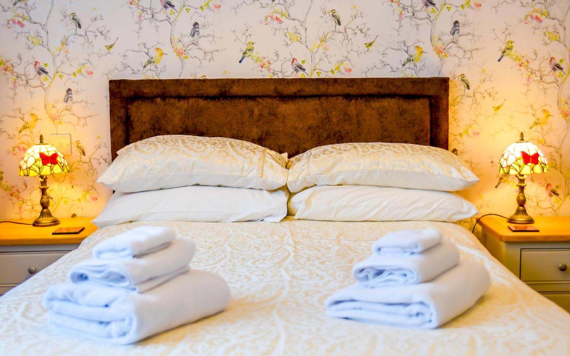 Grange Bank House 4*